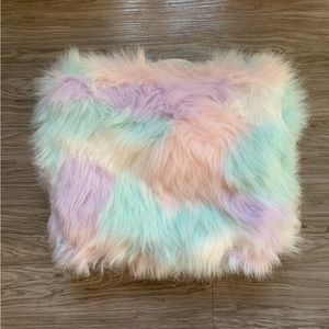 Pottery Barn Teen multi coloured pastel faux fur lap desk 🦄